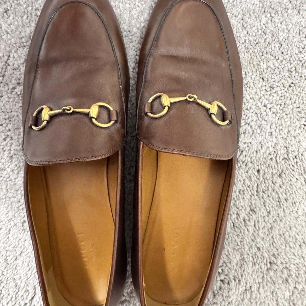 Gucci Jordaan loafers size 11 in dark brown with gold hardware - Picture 3 of 3